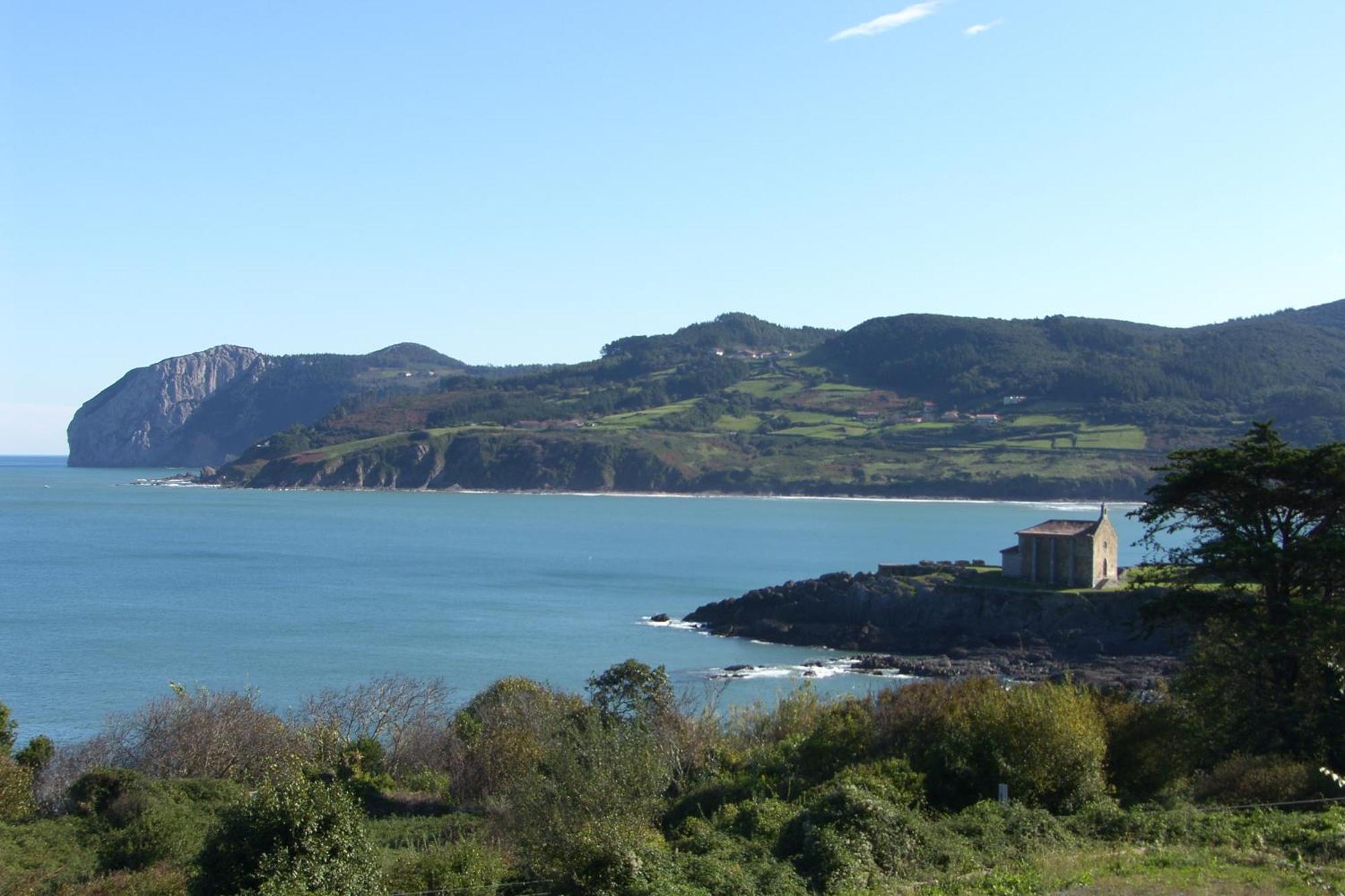 Apartamentos Mundaka Bagian luar foto