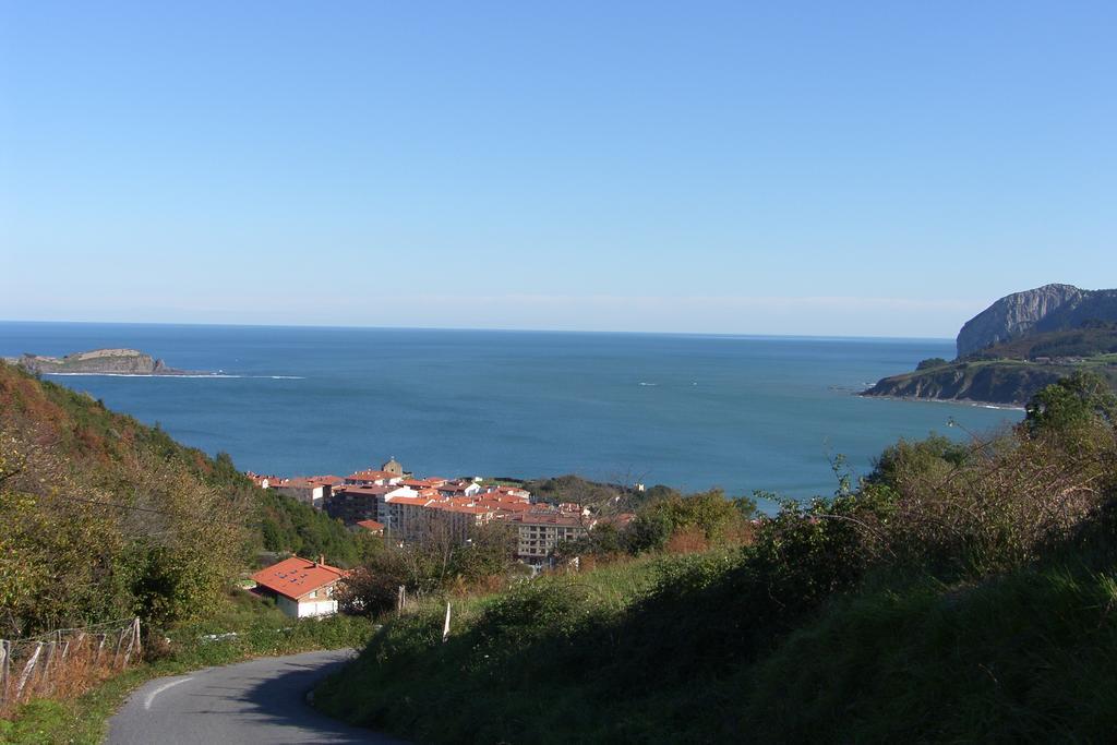 Apartamentos Mundaka Bagian luar foto